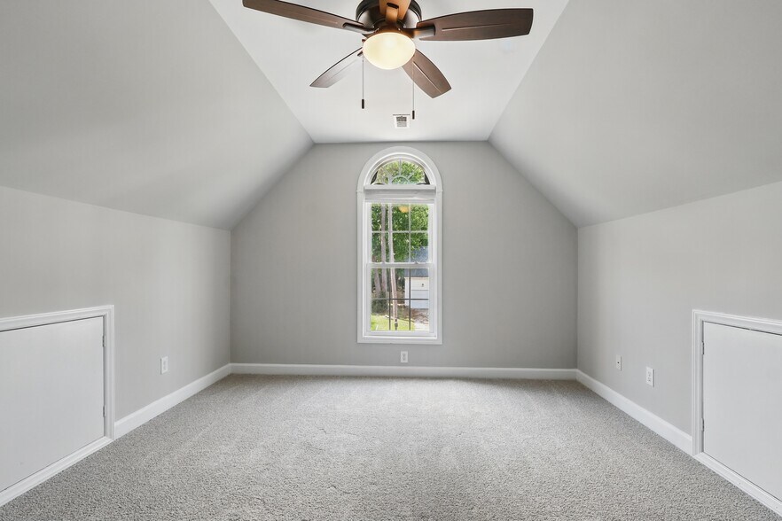 Building Photo - 4418 Gallatree Ln