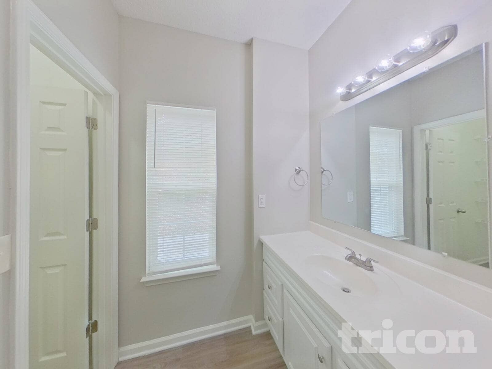 Building Photo - 1526 Jeffrey Bryan Dr