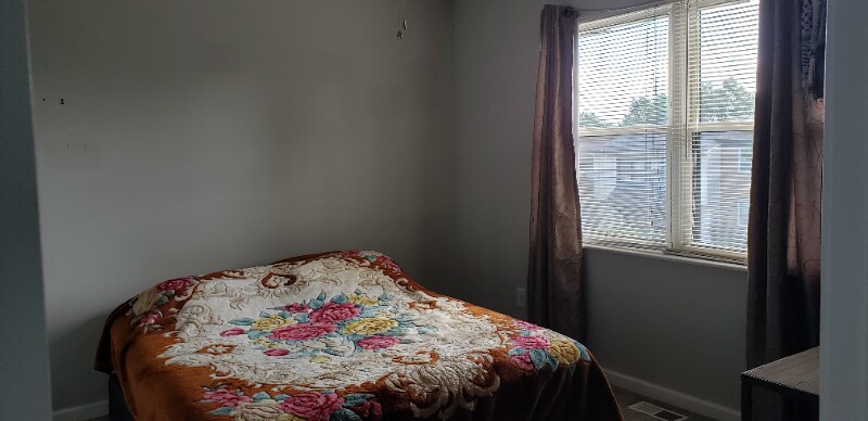 Building Photo - 2408 Hidden Meadow Ln