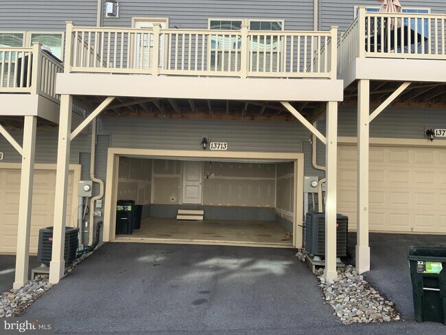 Building Photo - 13713 Little Seneca Pkwy