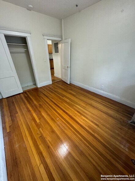 Building Photo - 9A Egremont Rd