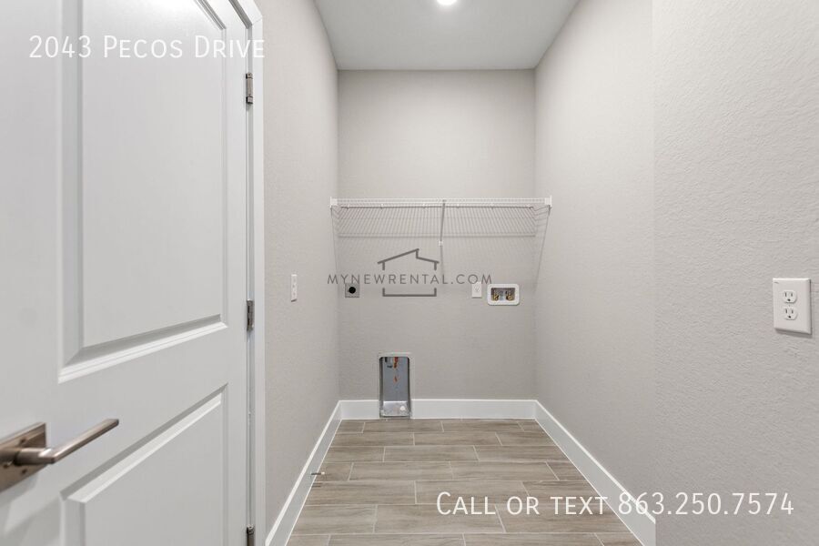 Building Photo - 2043 Pecos Dr