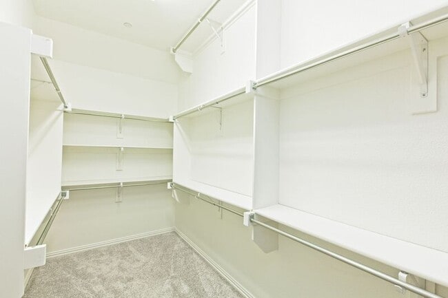 Building Photo - 3116 Gaylord Dr