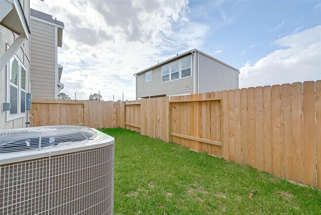 Building Photo - 3121 Cloud Forest Ln