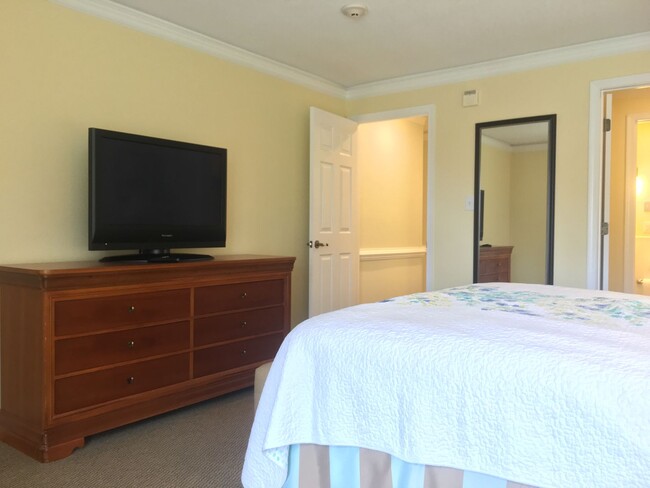 Building Photo - Fully Furnished Condo for Rent in Kingsmill