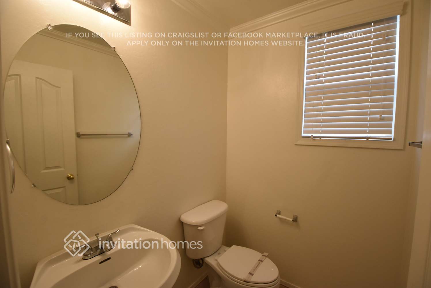 Building Photo - 1450 S Longspur Ln