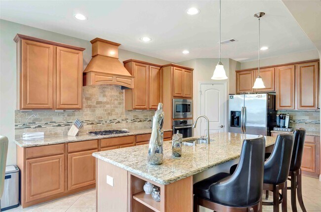 Building Photo - 39 East Wading Pond Circle