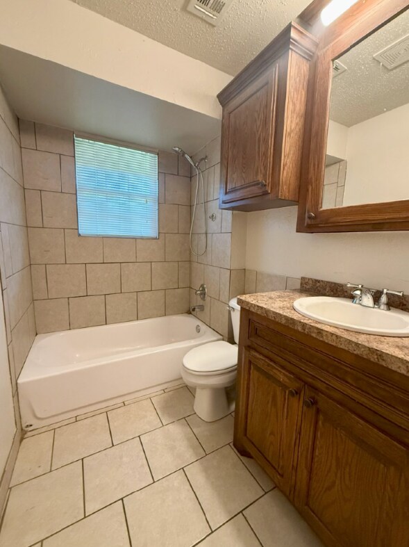 Building Photo - 952 NW 6th St