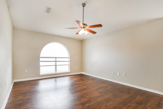 Building Photo - 2572 Palmetto Ridge Cir