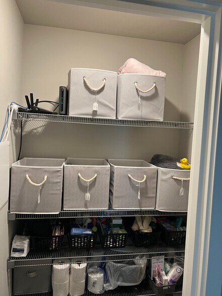 Building Photo - 5565 SE 80th Ave