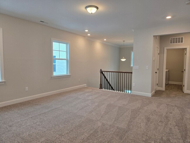 Building Photo - Brand New 4 Bedroom 3 Bathroom Single Fami...