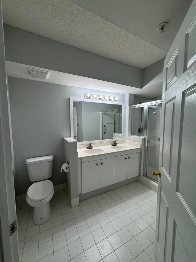 Building Photo - 1106 Tuscany Way