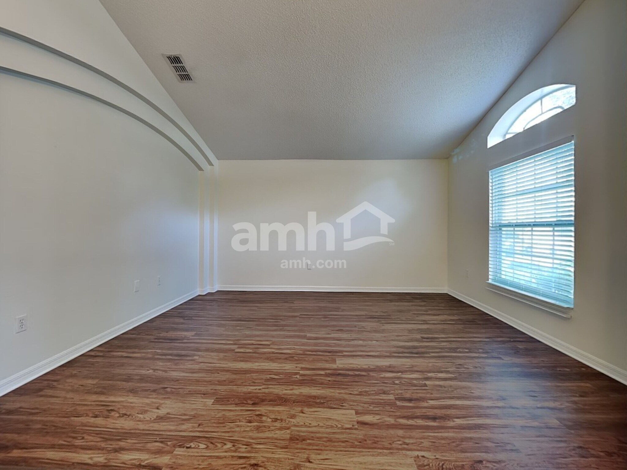 Building Photo - 30707 Pga Dr