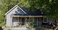 Building Photo - 616 Martin St