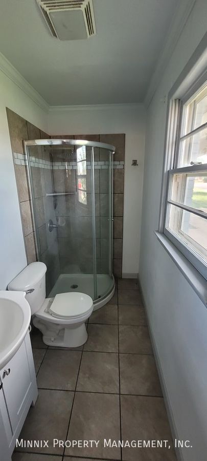 Building Photo - 5403 13th St