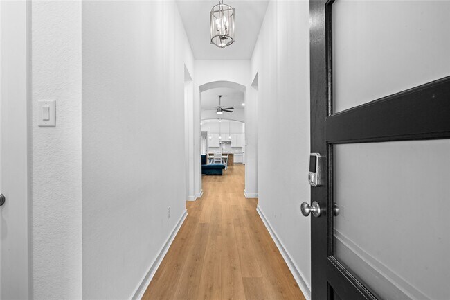 Building Photo - 7478 Cattail Fls Ln