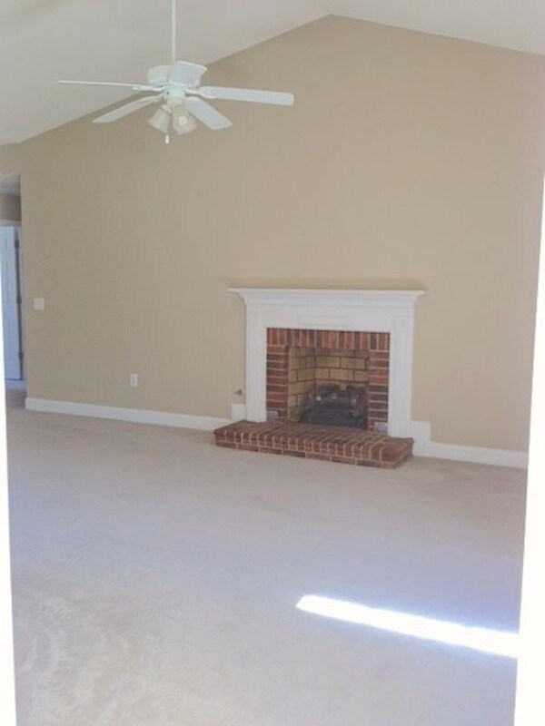 Building Photo - 10 Pasture View Ct