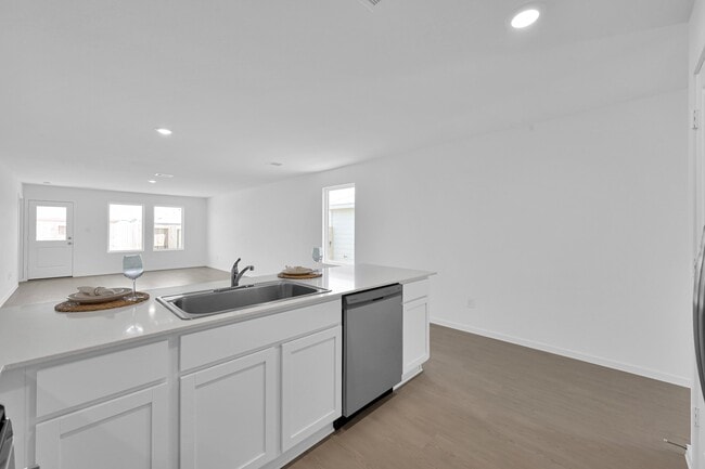 Building Photo - 31346 Black Cherry St