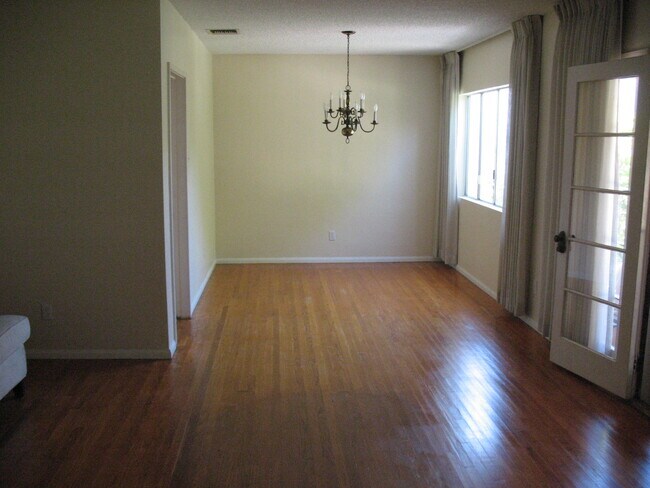 Separate Dining Room (Dining Room Table goes here) - 3121 W Wyoming Ave