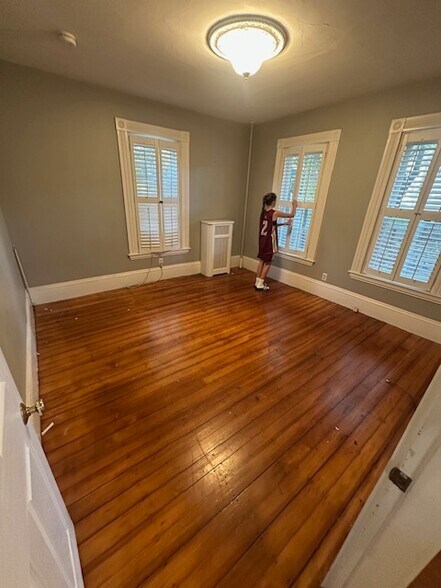 Bedroom 1 - 53 Everett St