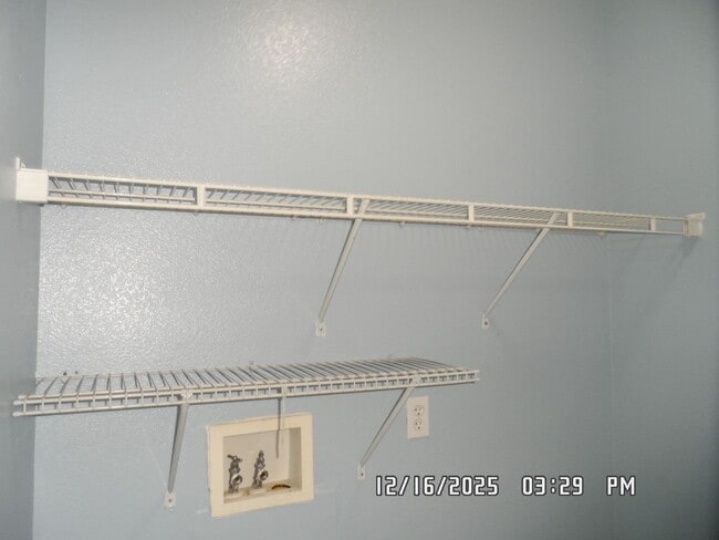 Building Photo - 4 Bedrooms, 2 Bathrooms, 3 Car Garage, 1899 sq. ft., Large Fenced, Front Yard Lawn, Near Schools ...