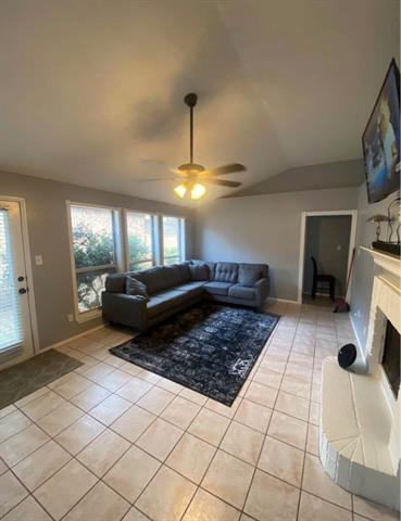 Building Photo - 1123 Cardinal Oaks Dr