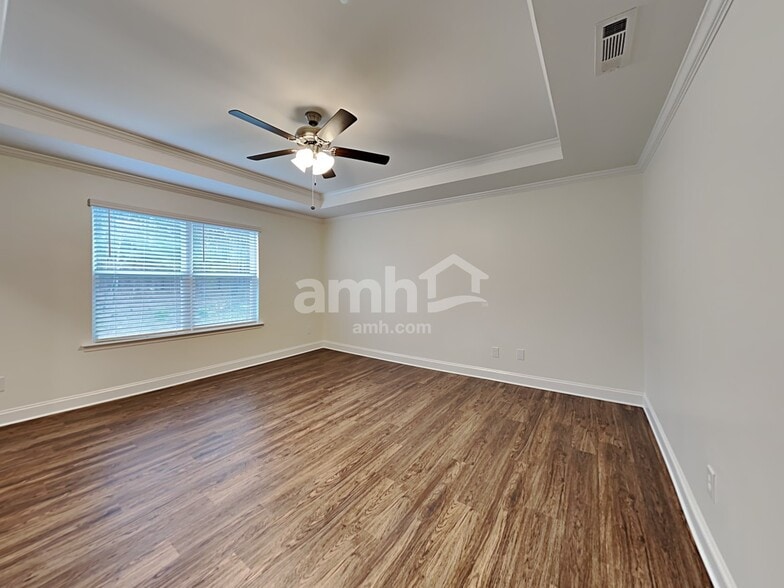 Building Photo - 3267 Oakfields Rd