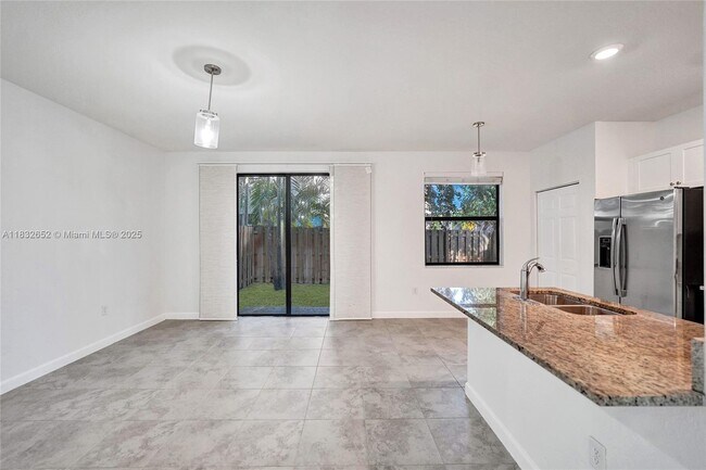 Building Photo - 5013 Vulcan Way