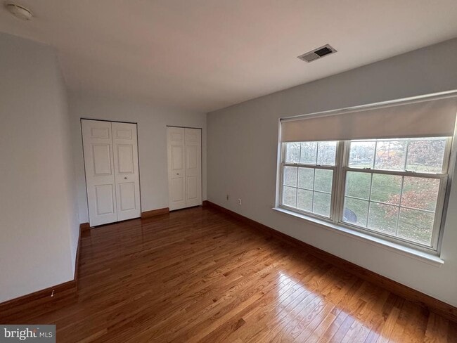 Building Photo - 3996 Royal Lytham Dr