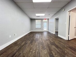Building Photo - 919 S Carroll Blvd