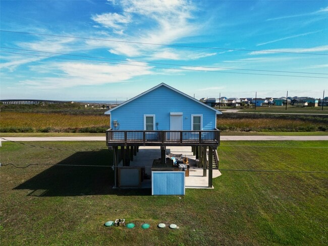 Building Photo - 131 Pieces of 8