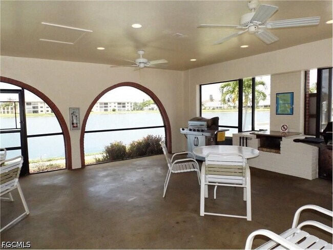 Building Photo - 11060 Caravel Cir
