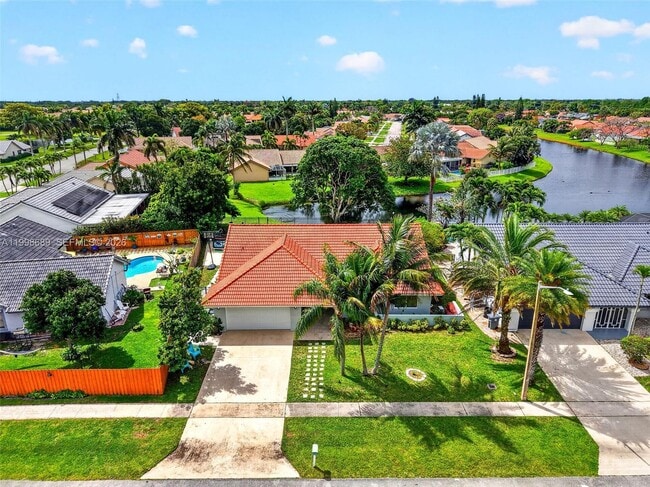 Building Photo - 9592 Majestic Way