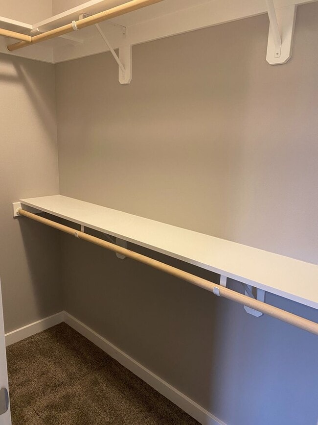 Building Photo - 3 Bedroom Home, Park Orchard Service Area