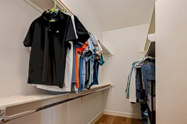 Building Photo - 2516 Bevis St