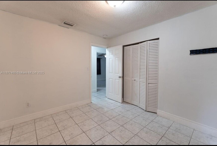 Building Photo - 15345 SW 104th Ave