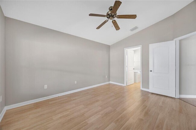 Building Photo - 30435 Annadale Dr