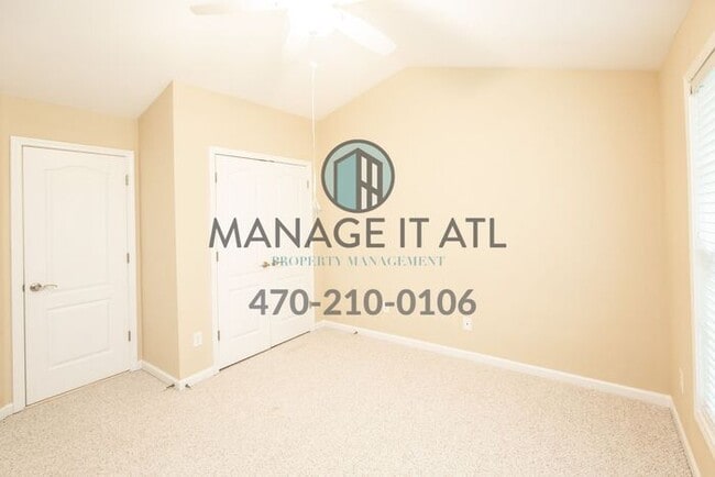 Building Photo - 3 Bedroom Townhome for Rent- Peachtree Ridge School District!