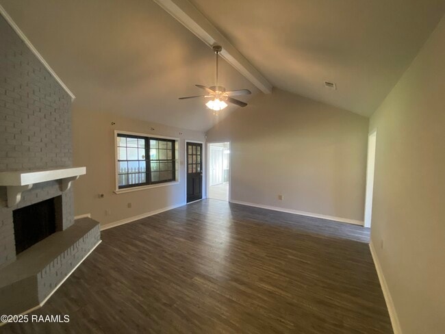 Building Photo - 2437 Bernwood Dr