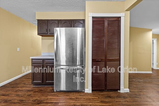 Building Photo - 5394 Drayton Rd