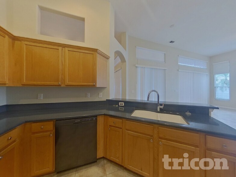 Building Photo - 1507 Yardley Dr