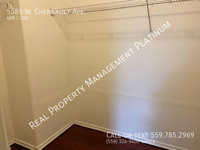 Building Photo - 5585 W Chennault Ave