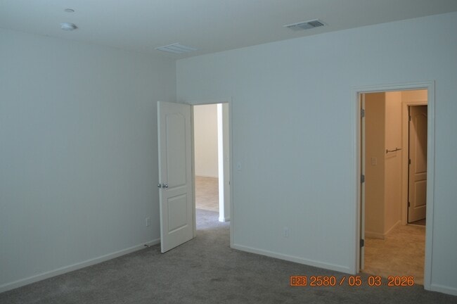Building Photo - 4220 Freemark Ave