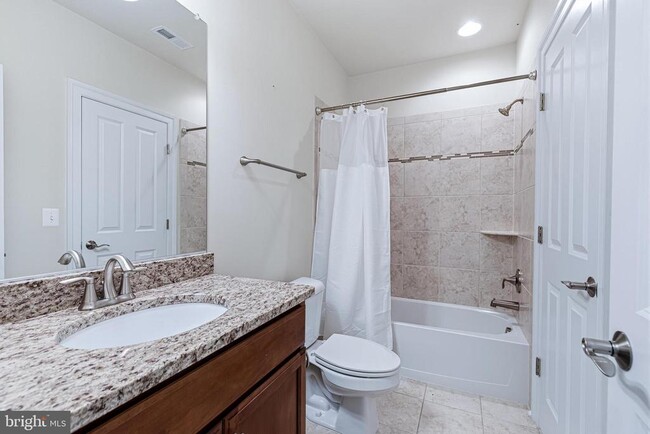 Building Photo - 1751 Tysons Crest Ln
