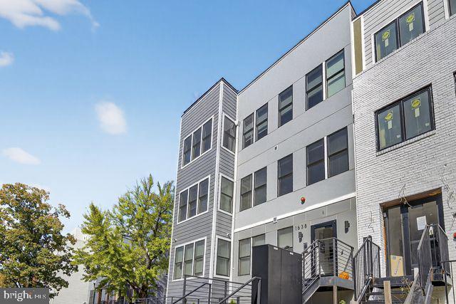 Building Photo - 1638 K St NE