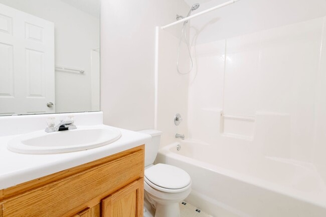Building Photo - Cozy Ranch Living with Fenced Backyard in the Heart of Holly Springs!
