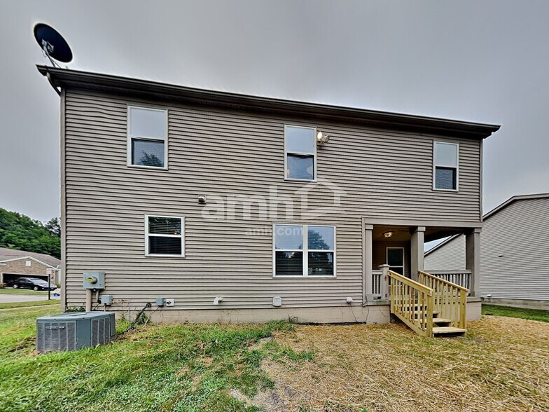 Building Photo - 16 Stoney Bluff Way