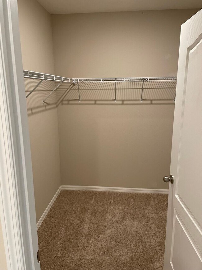 Building Photo - Open House Saturday June 20 - 10am-12am - ...