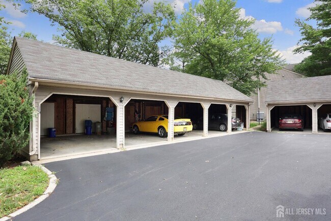 Building Photo - 123G Concordia Cir
