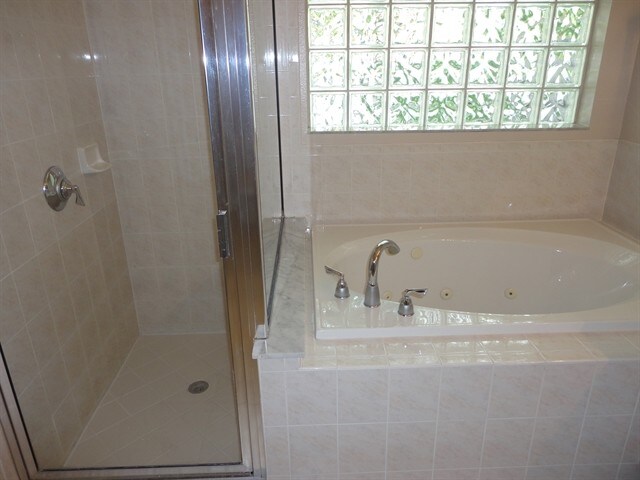 Building Photo - 8845 Cypress Hammock Dr